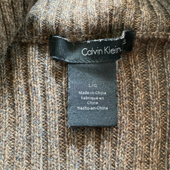 LIKE NEW CKJ Brown Zip Sweater - Picture 5 of 8